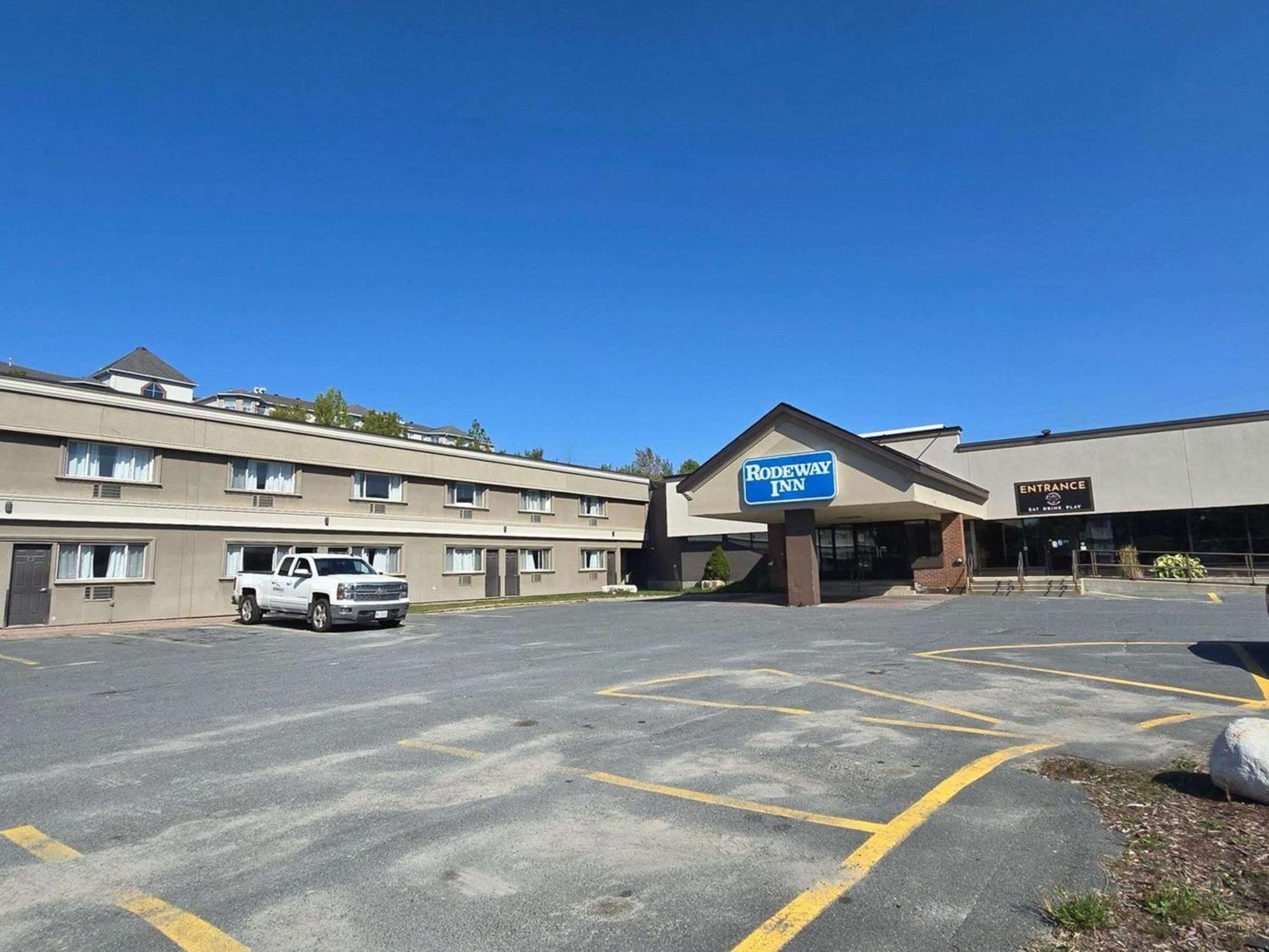 Rodeway Inn Sudbury Extérieur photo