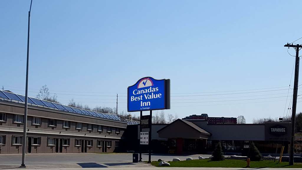 Rodeway Inn Sudbury Extérieur photo