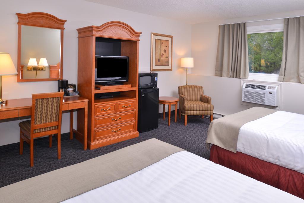 Rodeway Inn Sudbury Extérieur photo